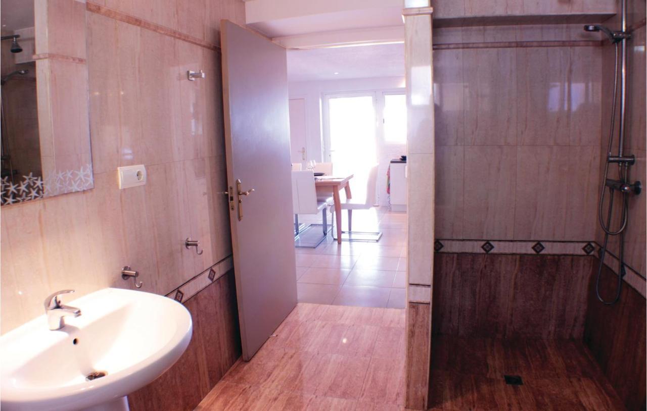Beautiful Home In Gran Alacant With Kitchen 산타 폴라 외부 사진