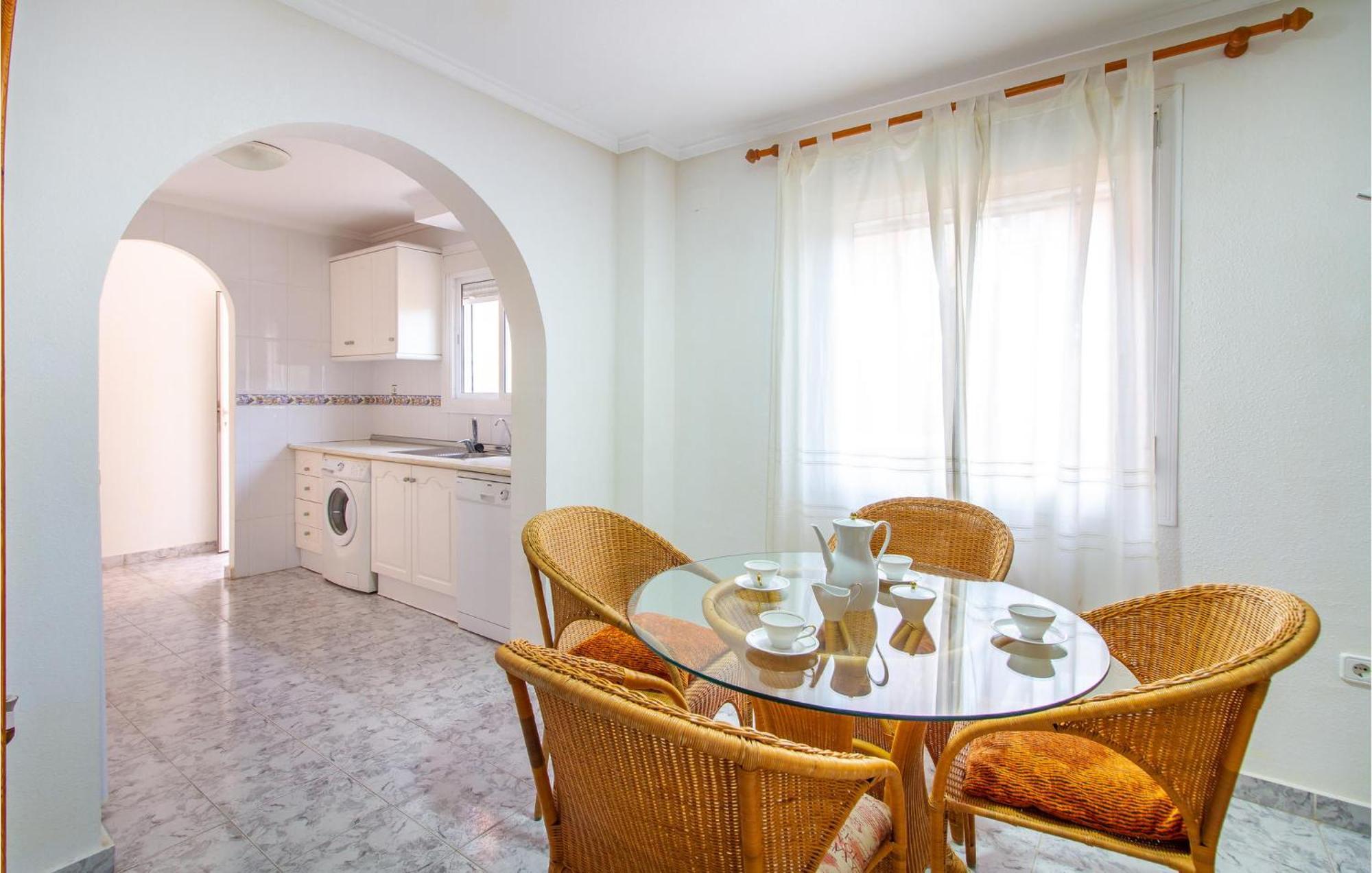 Beautiful Home In Gran Alacant With Kitchen 산타 폴라 외부 사진